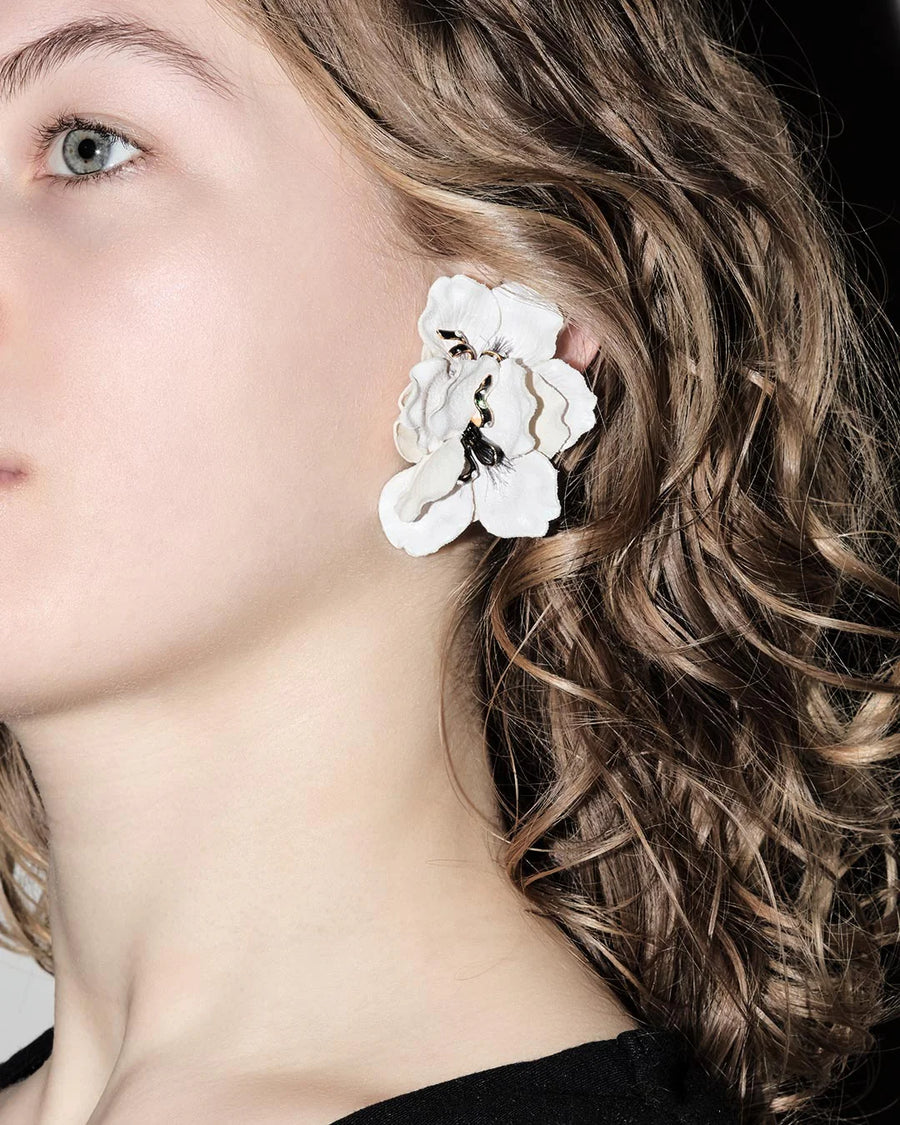 CECILE BOCCARA GARANCE CLIP-ON EARRINGS - WHITE/BLACK