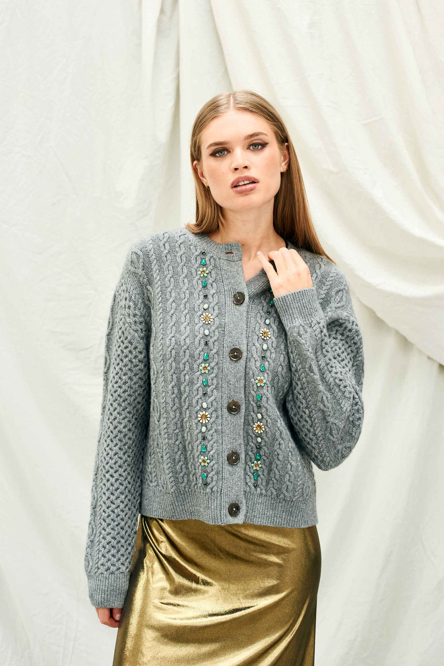 JUMPER 1234 JEWEL CABLE CARDIGAN IN CLOUDY