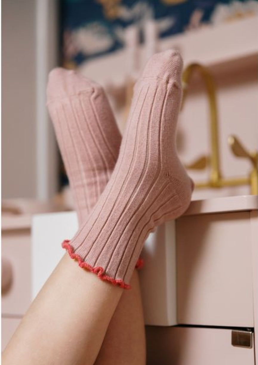 COLLEGIEN DELPHINE SOCKS IN BOIS DE ROSE