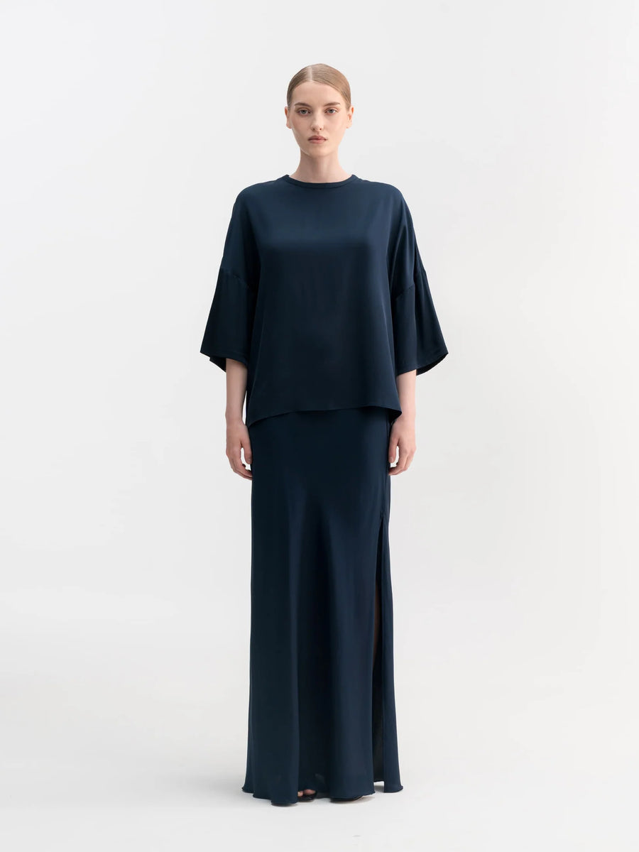 AHLVAR GALLERY THESS SILK TEE IN MIDNIGHT BLUE