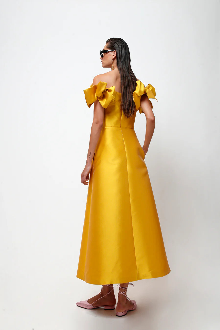 THE 2ND SKIN OFF THE SHOULDER DRESS WITH BOWS. Available in two colours - yellow and pink