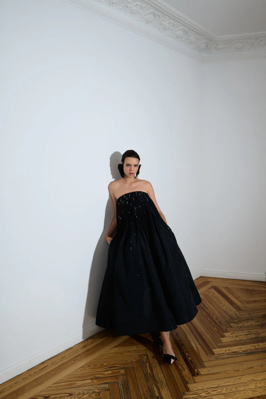 THE 2ND SKIN BLACK STRAPLESS DRESS WITH CRYSTALS