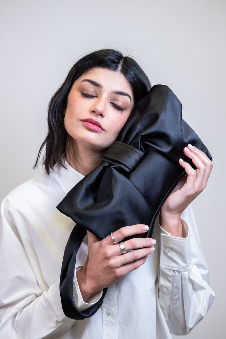 AUGUST NIGHT BOW CLUTCH IN BLACK SATIN