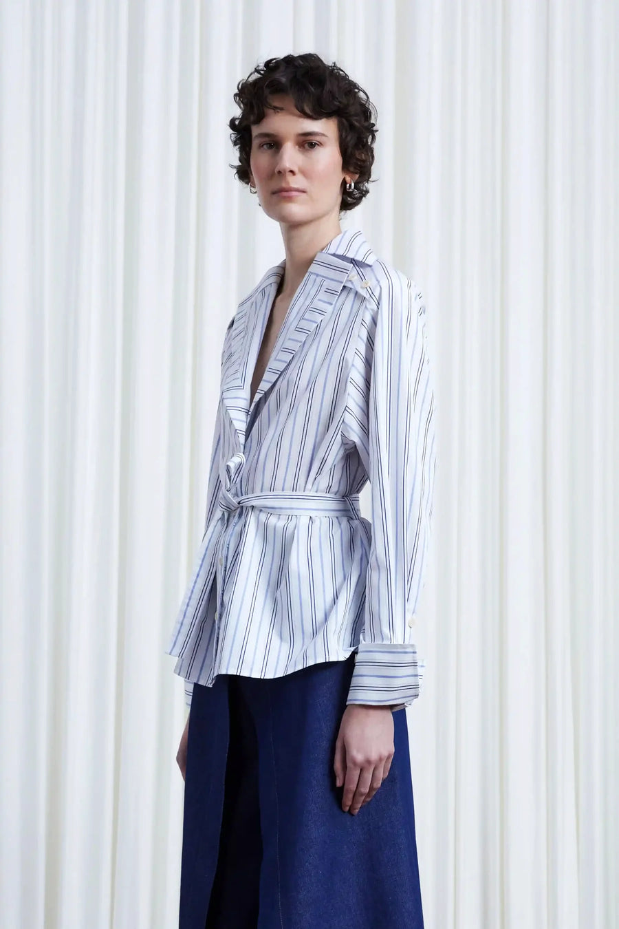 PALMER HARDING REFUGE SHIRT IN BLUE COTTON MULTI STRIPE