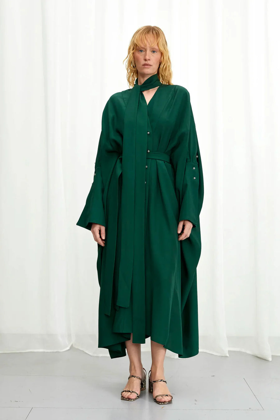 PALMER HARDING EMOTIVE DRESS IN GREEN CREPE