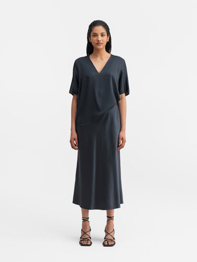 AHLVAR GALLERY YOLI V-NECK SILK BLOUSE IN BLUE GREY