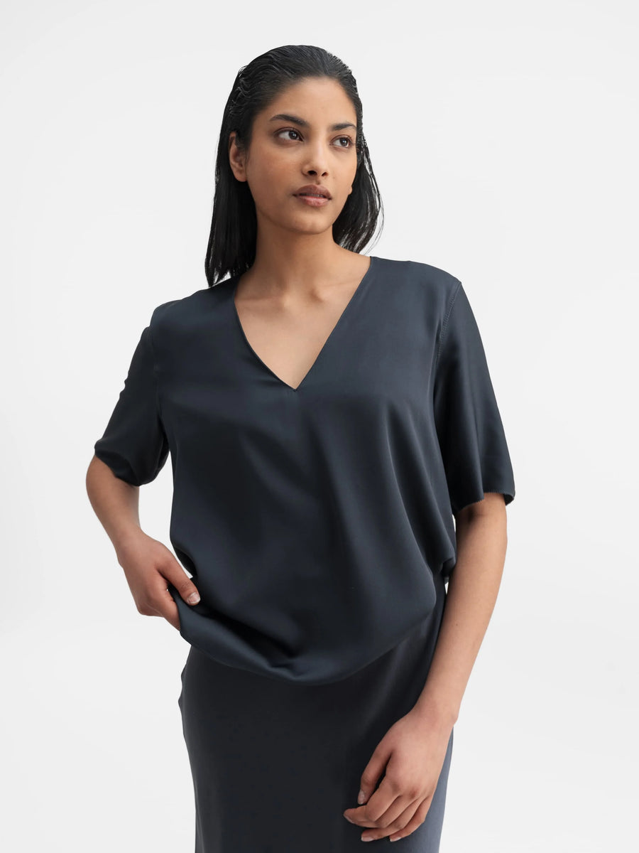 AHLVAR GALLERY YOLI V-NECK SILK BLOUSE IN BLUE GREY