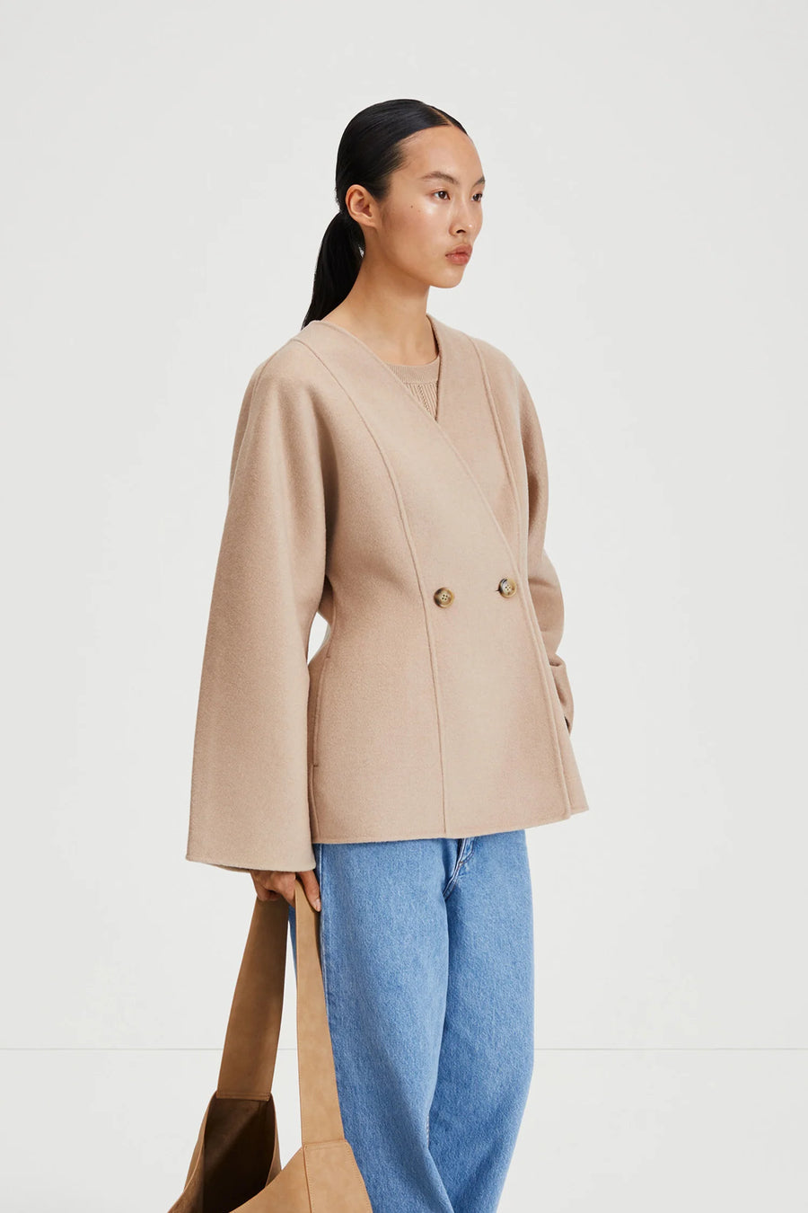 STYLEIN TIRLI SHORT JACKET IN HAZELNUT