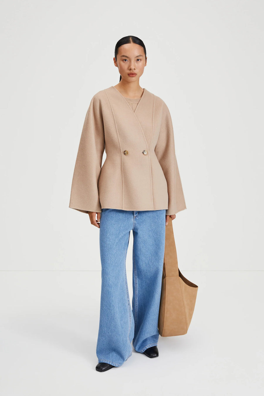 STYLEIN TIRLI SHORT JACKET IN HAZELNUT