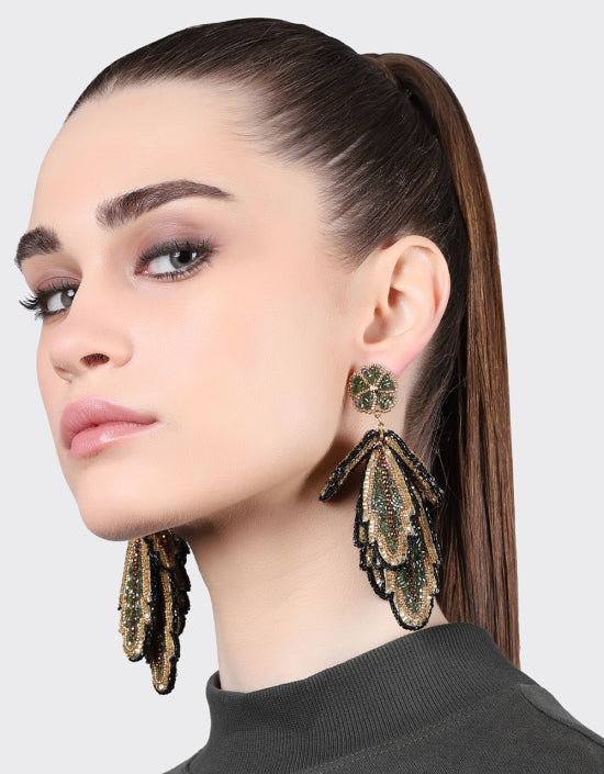 OLIVIA DAR FEATHER EARRINGS IN SAGE