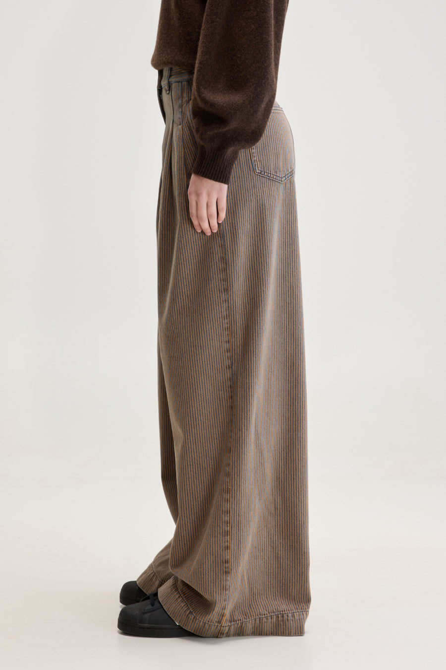 BELLEROSE POPS52 / DENIM N.74 SUPER WIDE JEANS IN STRIPE