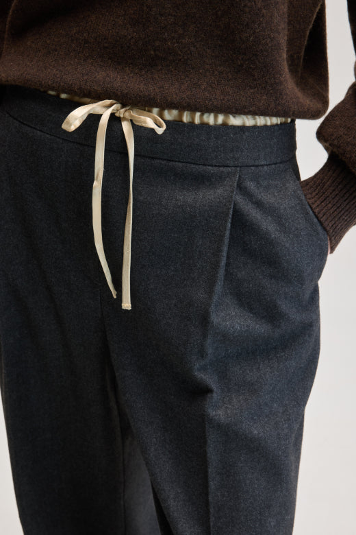 BELLEROSE TURIN PANTS IN ANTRACITE