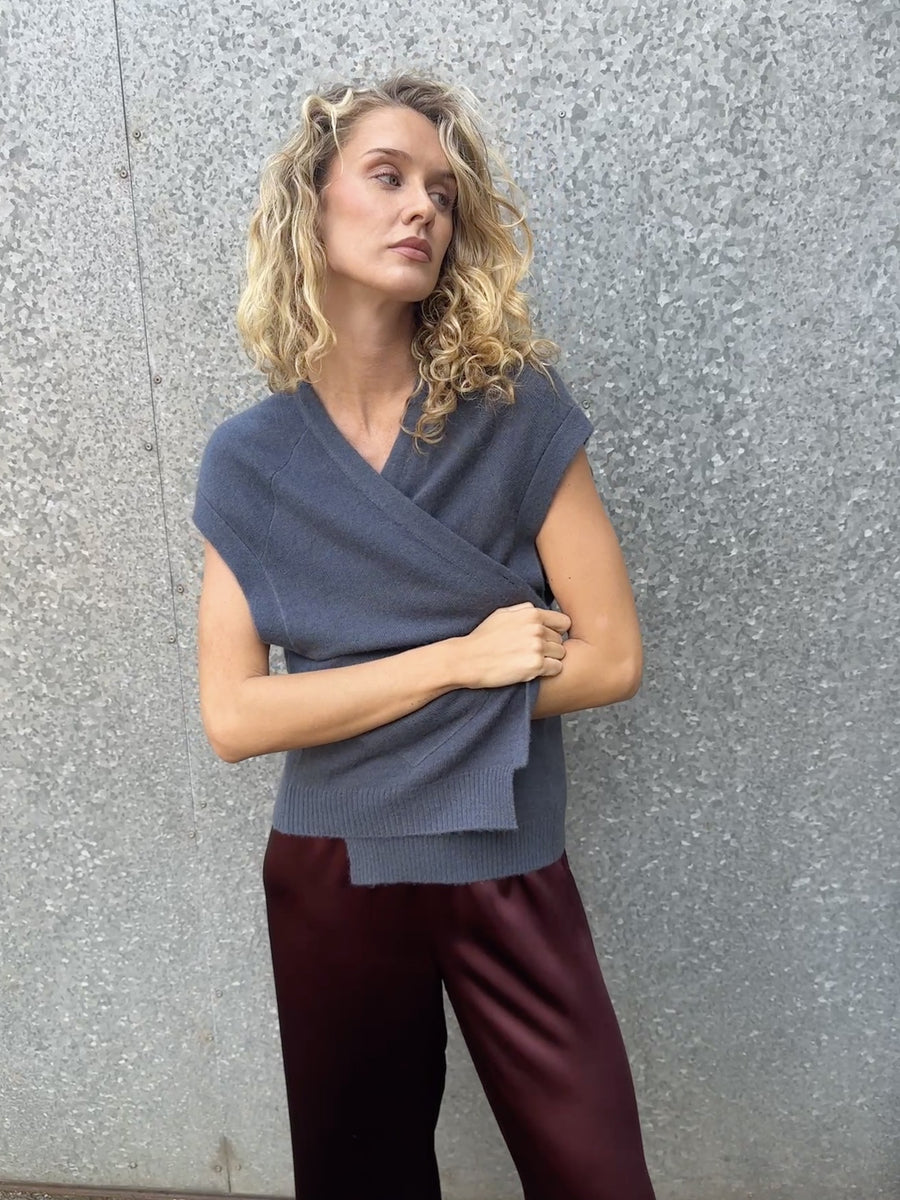 SIAN JACOBS DAISY IN INDIGO