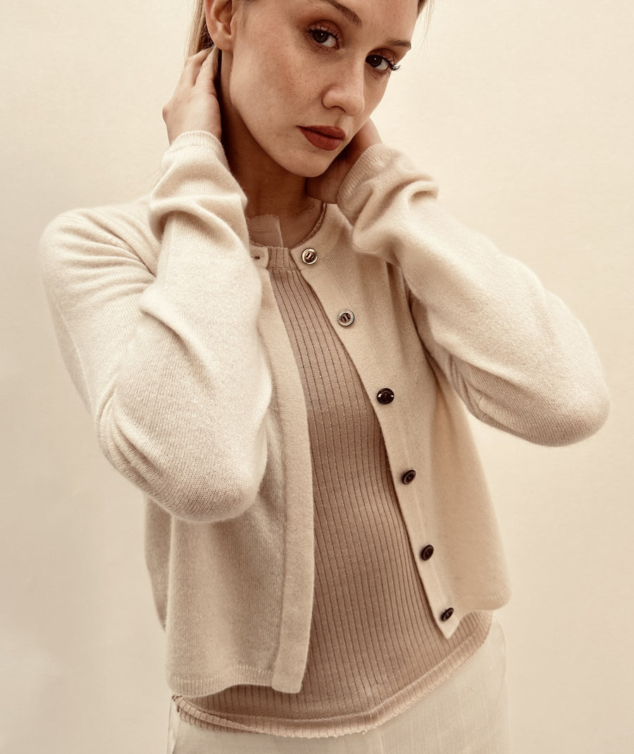 SIAN JACOBS ROX IN JUTE