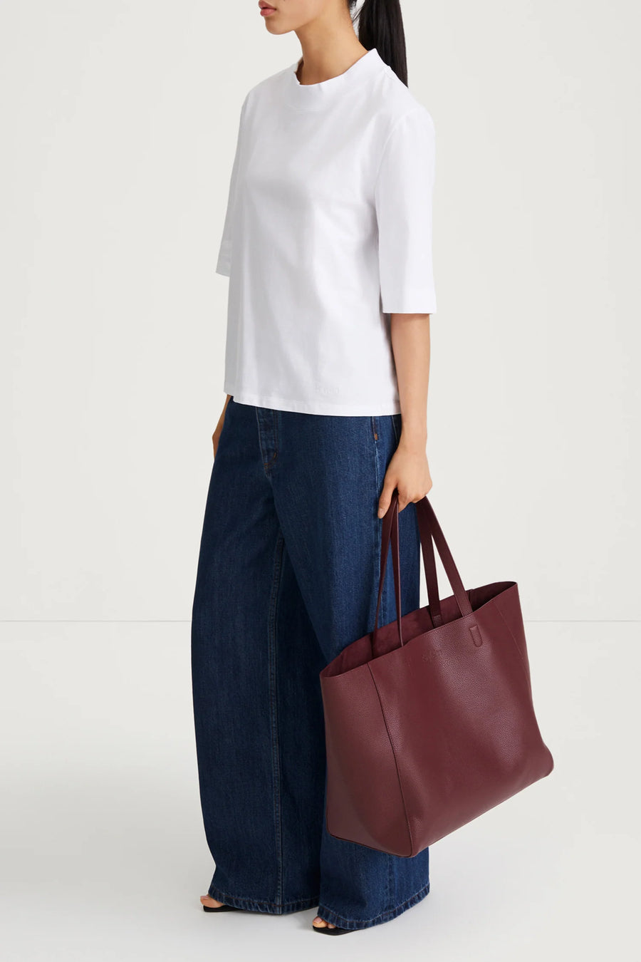 STYLEIN JEM T-SHIRT IN WHITE