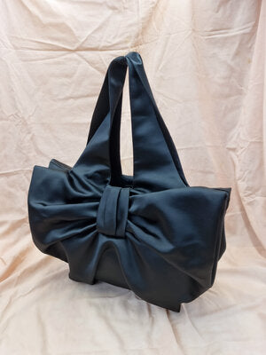 AUGUST NIGHT LARGE BOW SHOPPER
