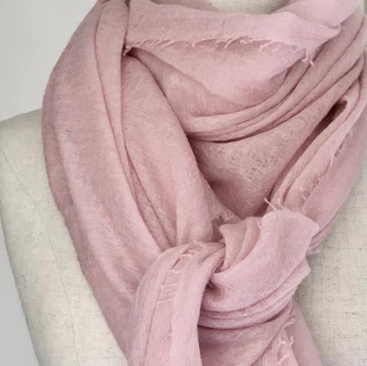 SIAN JACOBS MARMEE CASHMERE SCARF/SHAWL IN SOFT PINK