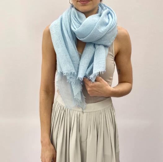 SIAN JACOBS MARMEE CASHMERE SCARF/SHAWL IN LIGHT BLUE