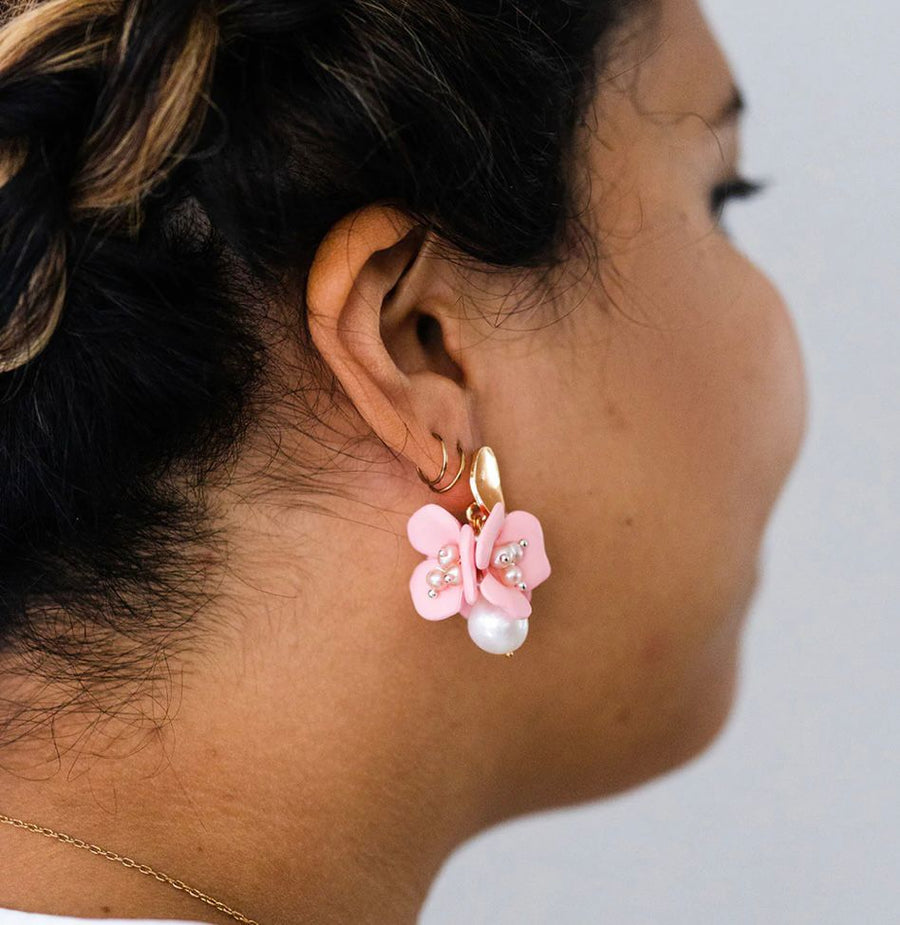 MELISSA CURRY PINK BLOOM EARRINGS WITH PEARL DROP